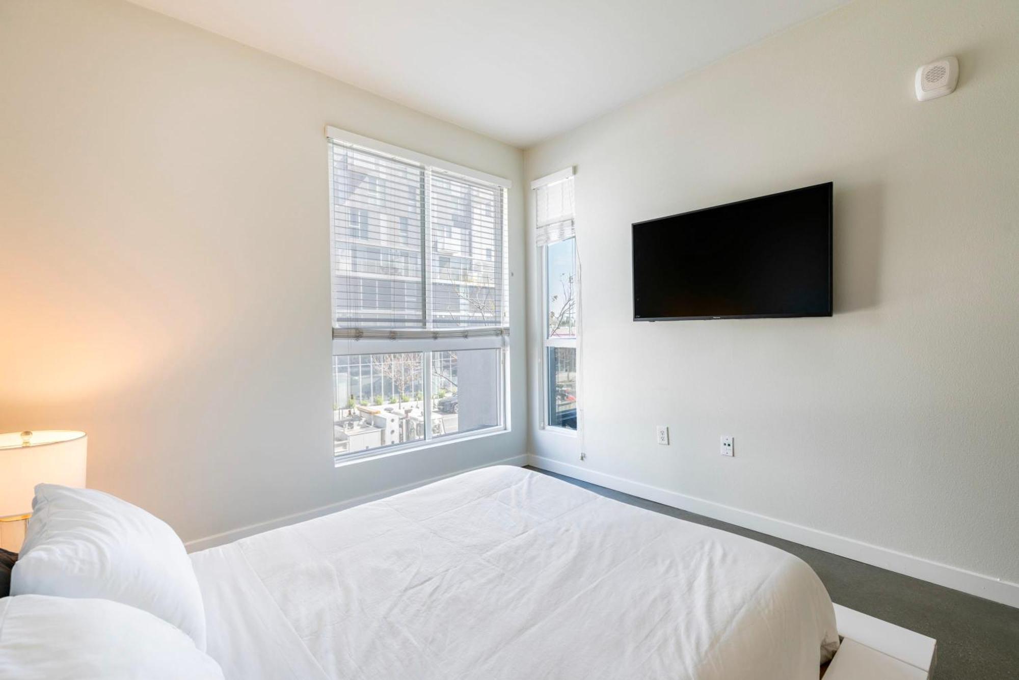 New 2Br Luxury Apartment Hollywood Los Angeles Exterior photo